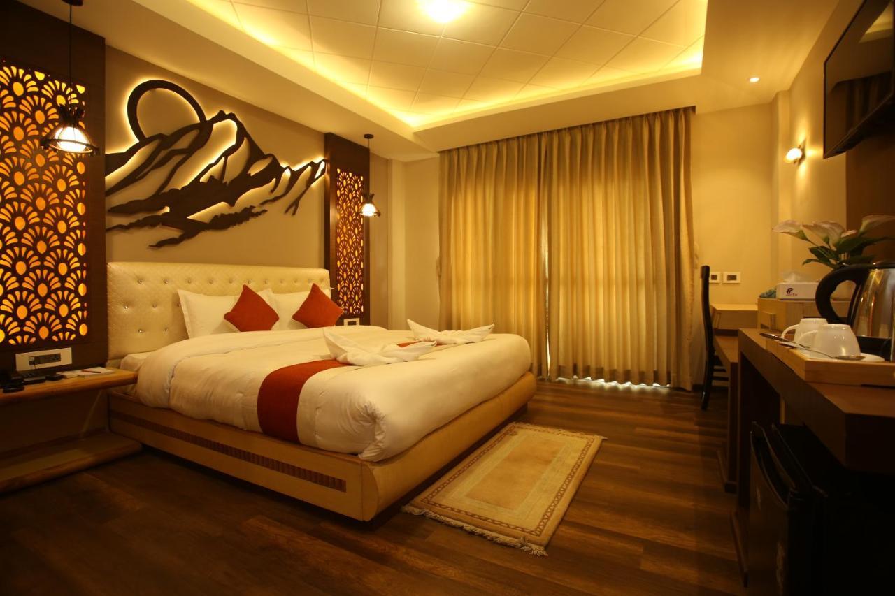 Hotel White Himal Pokhara Kültér fotó