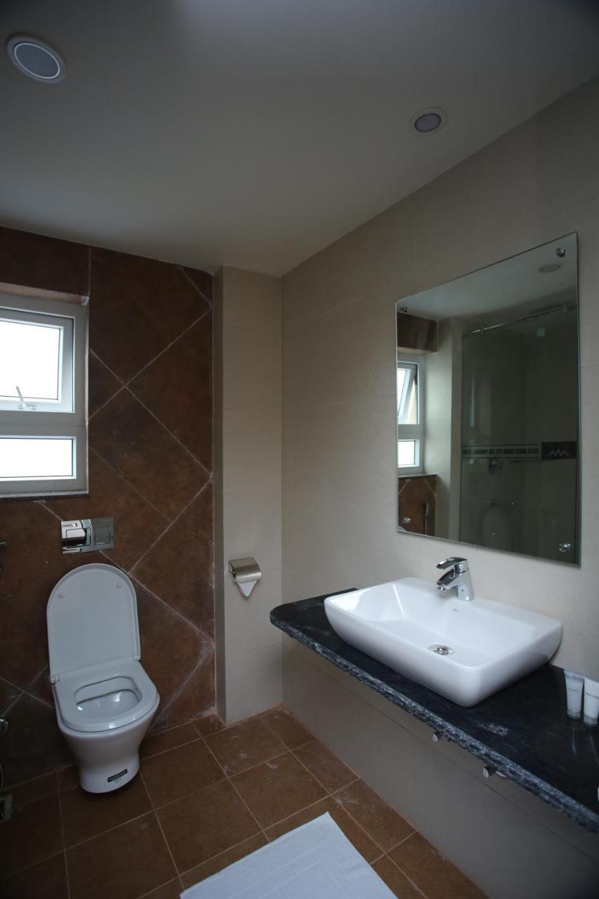 Hotel White Himal Pokhara Kültér fotó