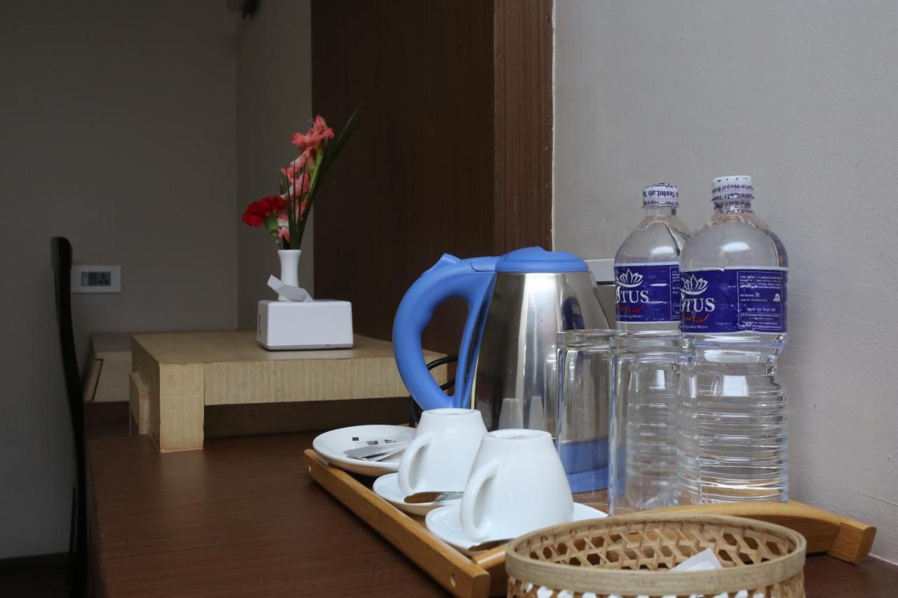 Hotel White Himal Pokhara Kültér fotó