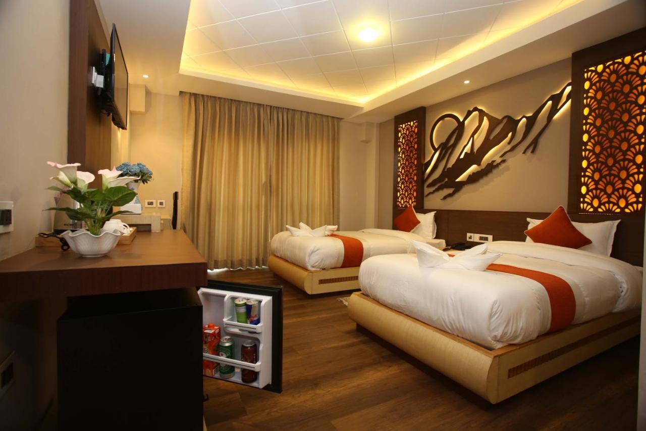 Hotel White Himal Pokhara Kültér fotó